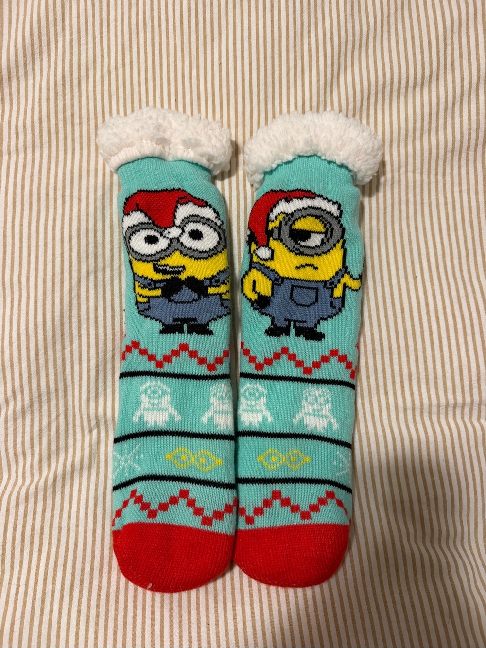 Holiday Minion Fuzzy-Lined Socks - Aqua & Red